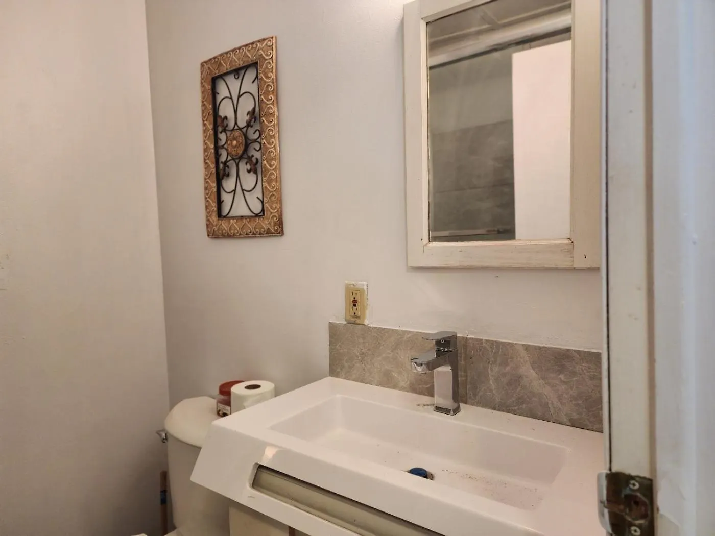 Downtown Guesthouse Toronto Guest house